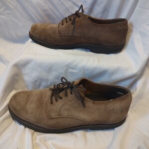Classic Men's L.L. Bean Brown Suede Lace-Up Dress Shoes